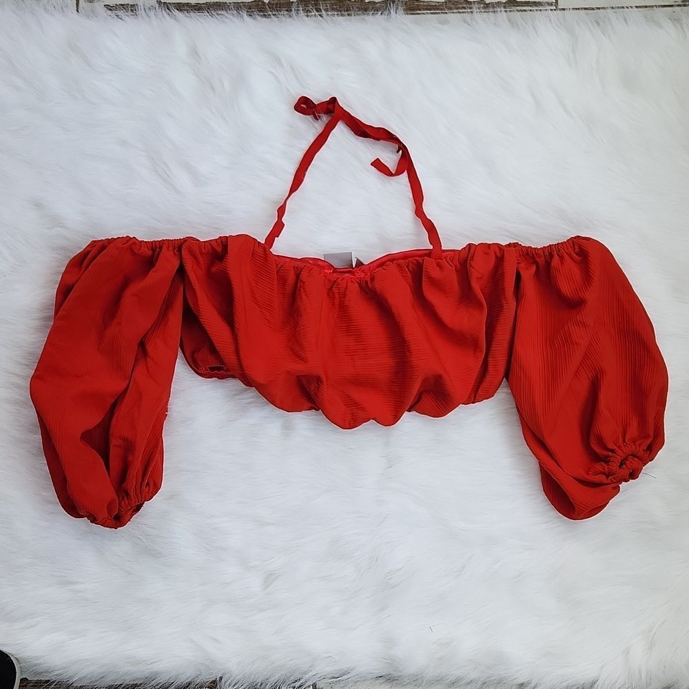 Asos -477 Women's Red Balloon sleeve‎ crop top size 8